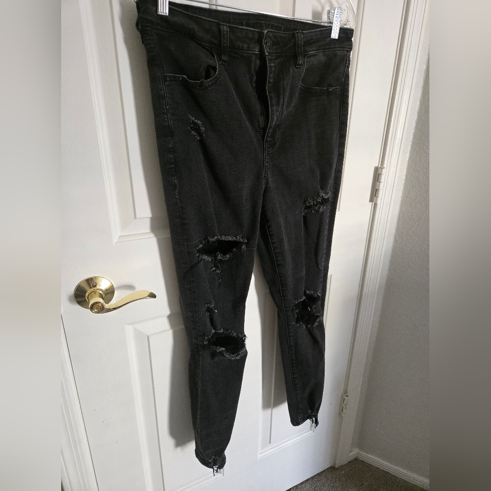 American Eagle Outfitters Black Distressed Skinny Jeans